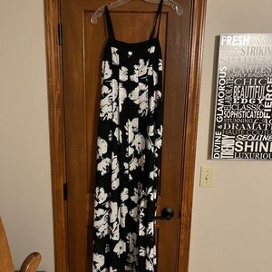 White House Black Market Navy Floral Maxi Dress